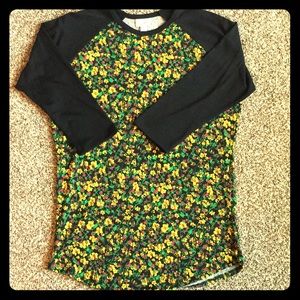 LuLaRoe Randy top Small